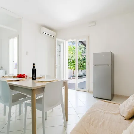 Casa vacanze Pinetata 452 *